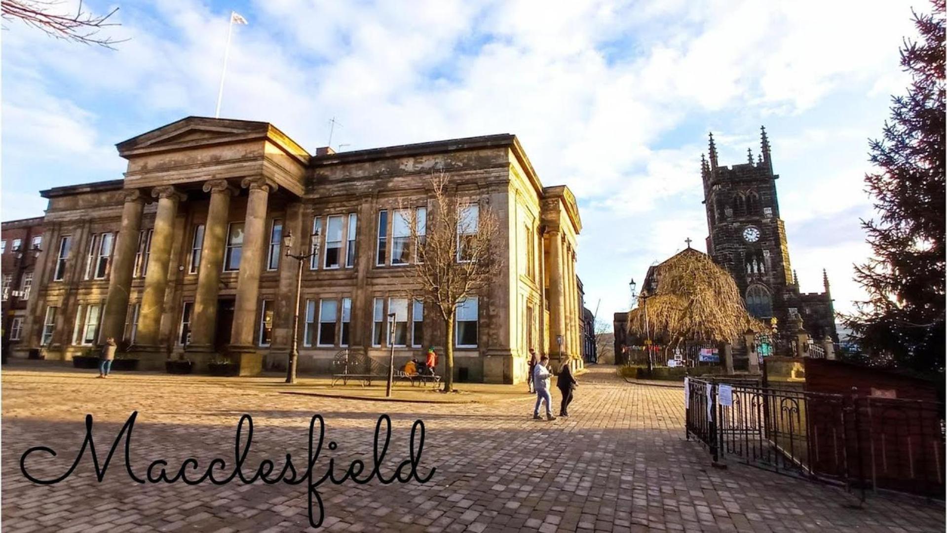 Quirky Town Centre Apartment With River Terrace Macclesfield Exterior photo